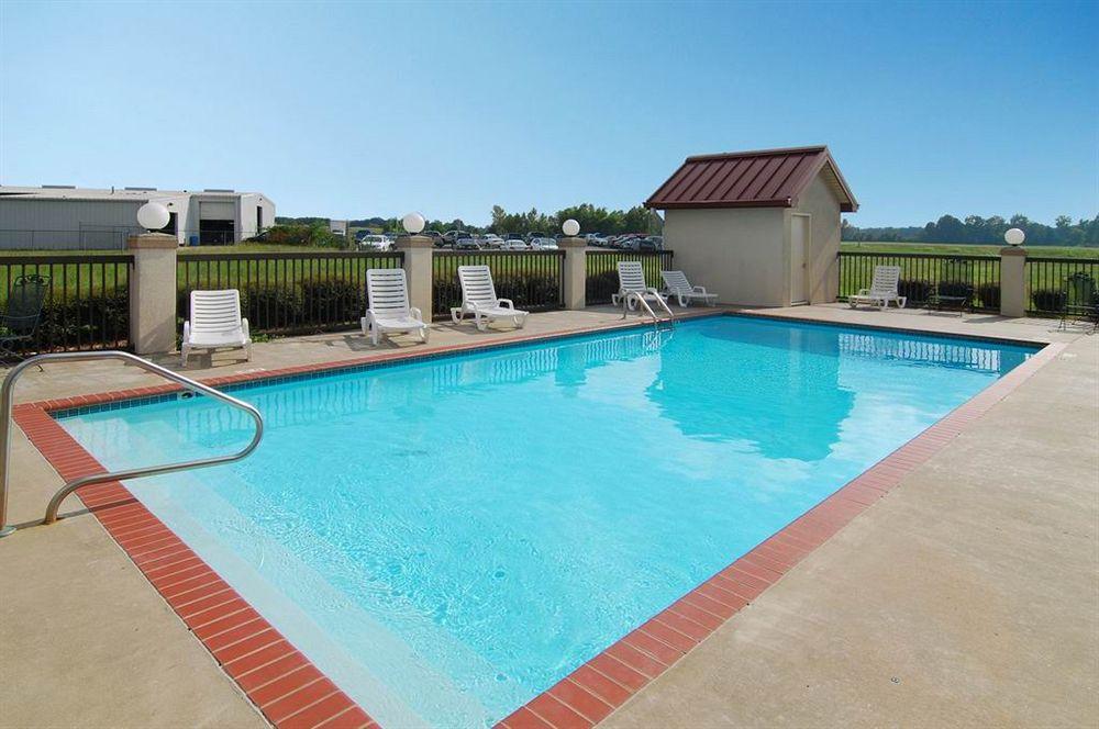 Quality Inn & Suites Pine Bluff Servizi foto