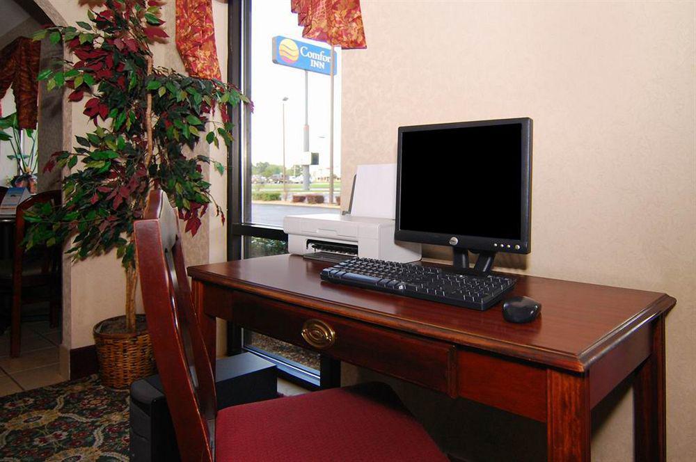 Quality Inn & Suites Pine Bluff Esterno foto